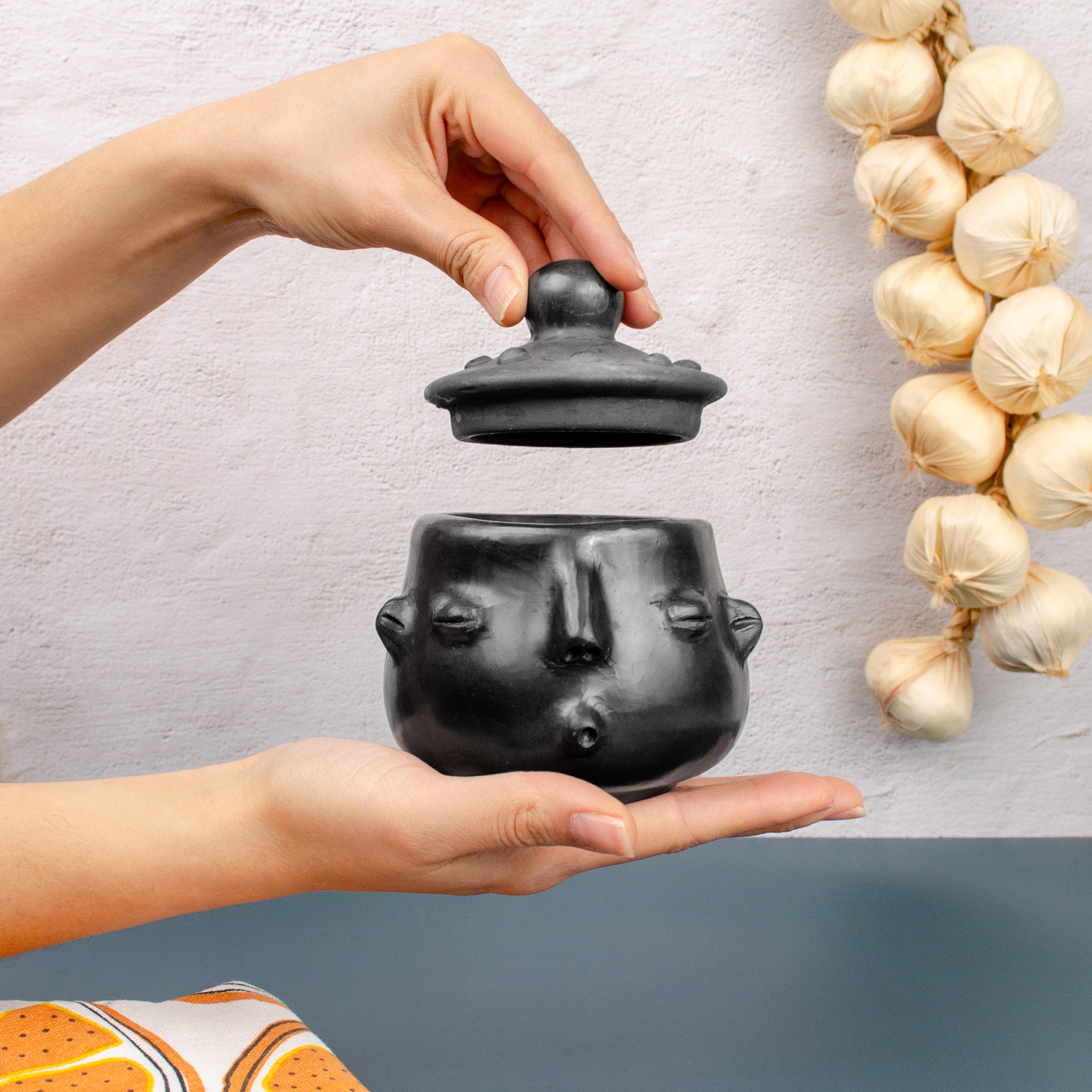 Barro Negro Whistler Face Sugar Bowl