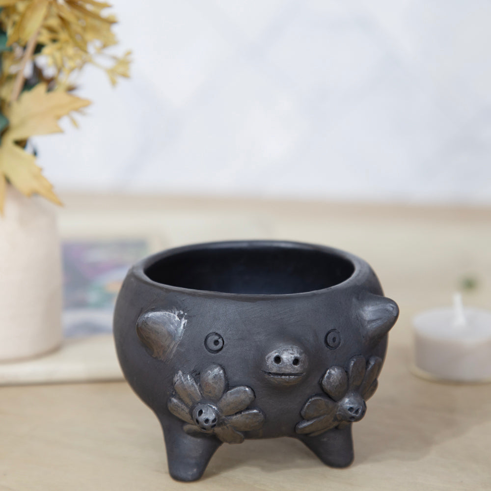 Barro Negro Chochinito Bowl with Flowers | Lolo Mexican Mercadito