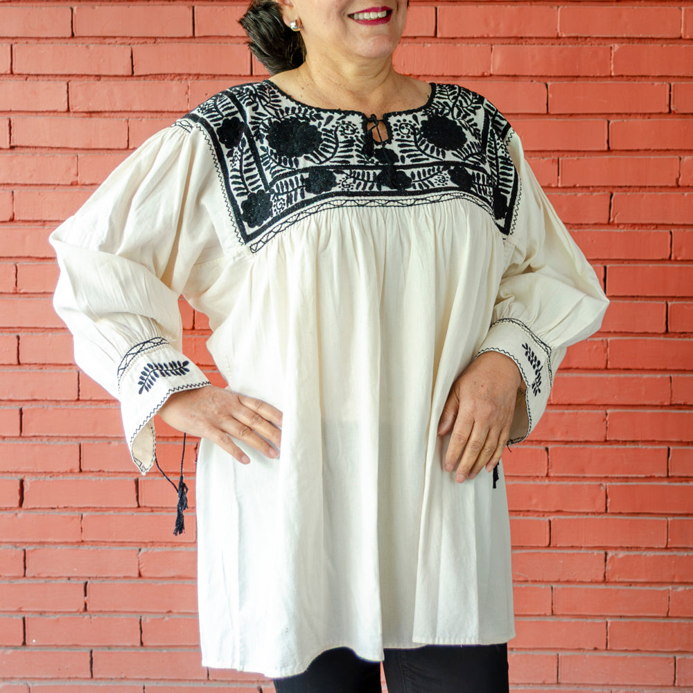 Carranza 3/4 Sleeve Embroidered Blouse