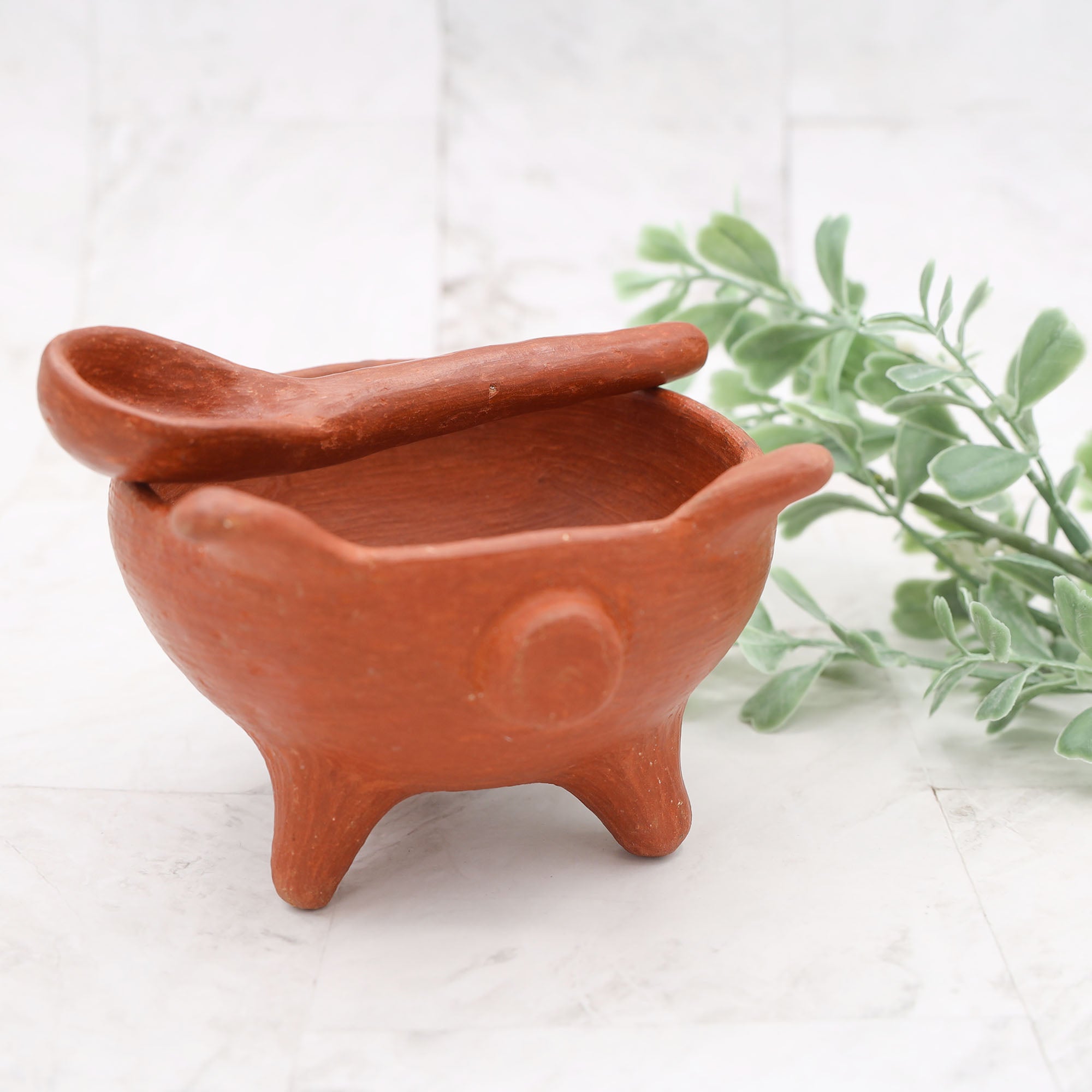 Barro Rojo Terracotta Cochinito Salsa Bowl with Spoon