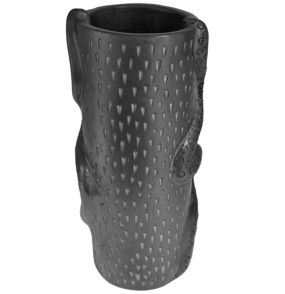 Barro Negro Tentacles Vase