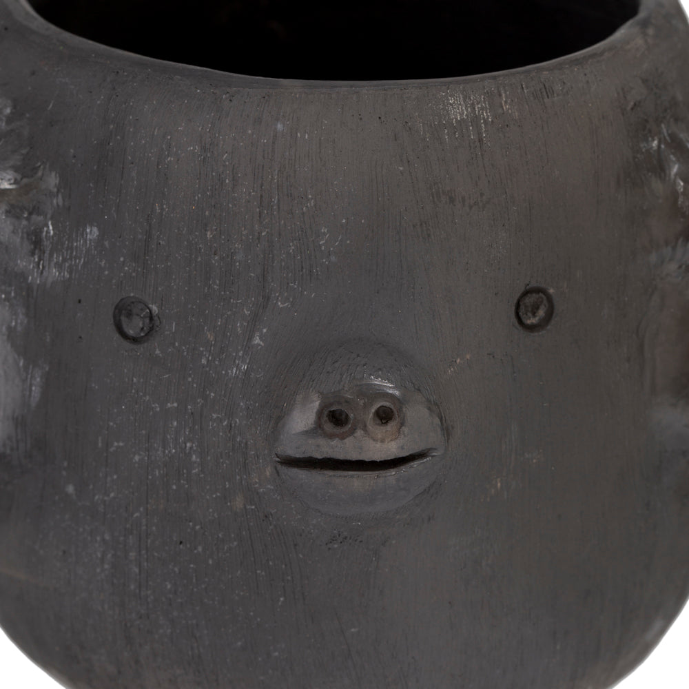 Barro Negro Small Torito 4" Vase