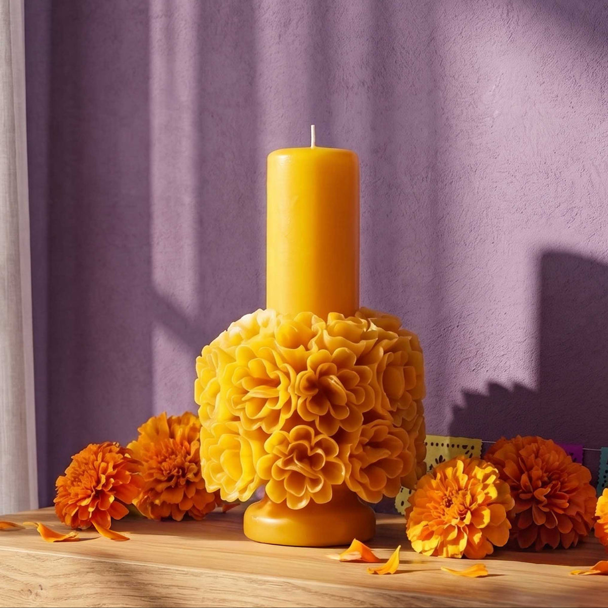 Flores de Teotitlán Pillar Candle