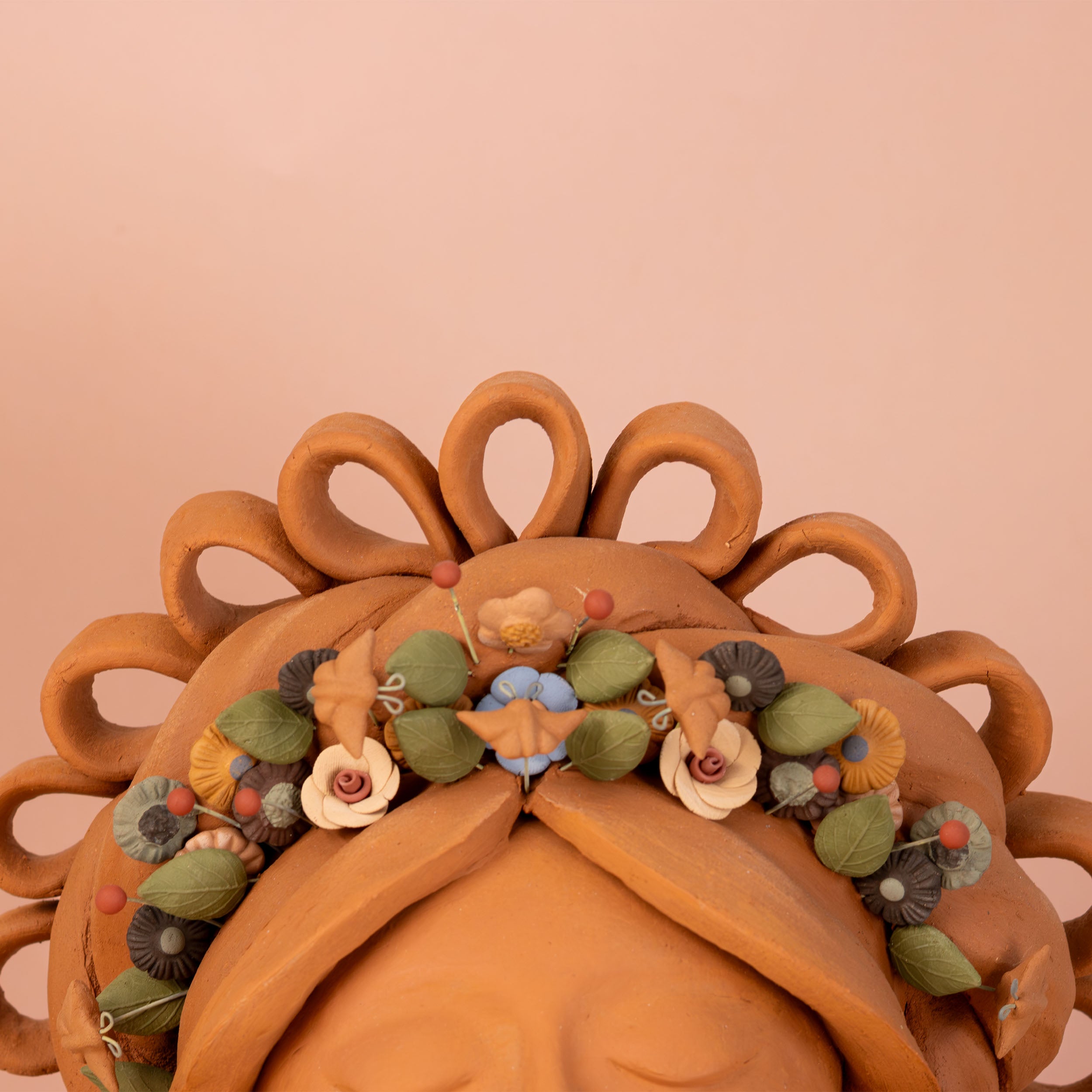 Pachamama Barro Pigmentado Sculpture