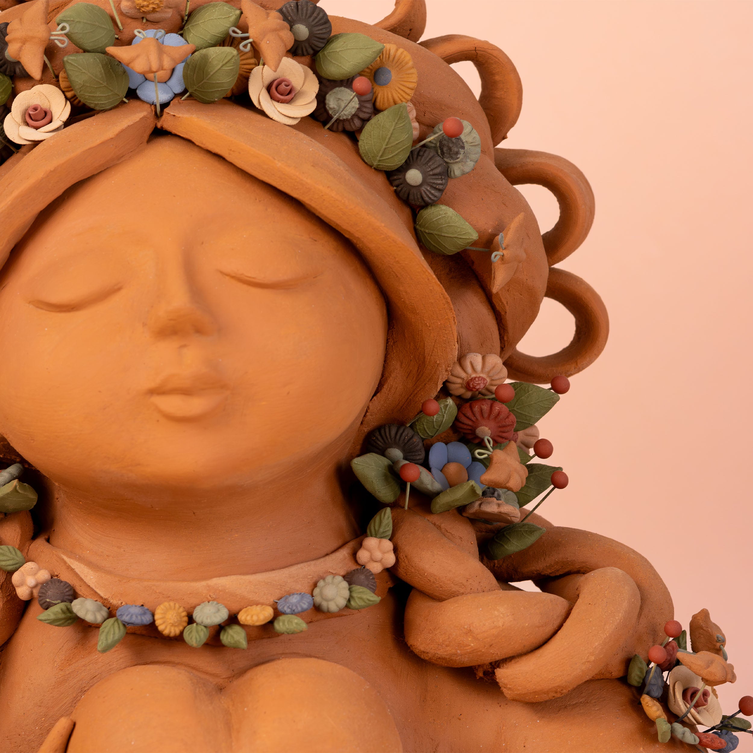 Pachamama Barro Pigmentado Sculpture