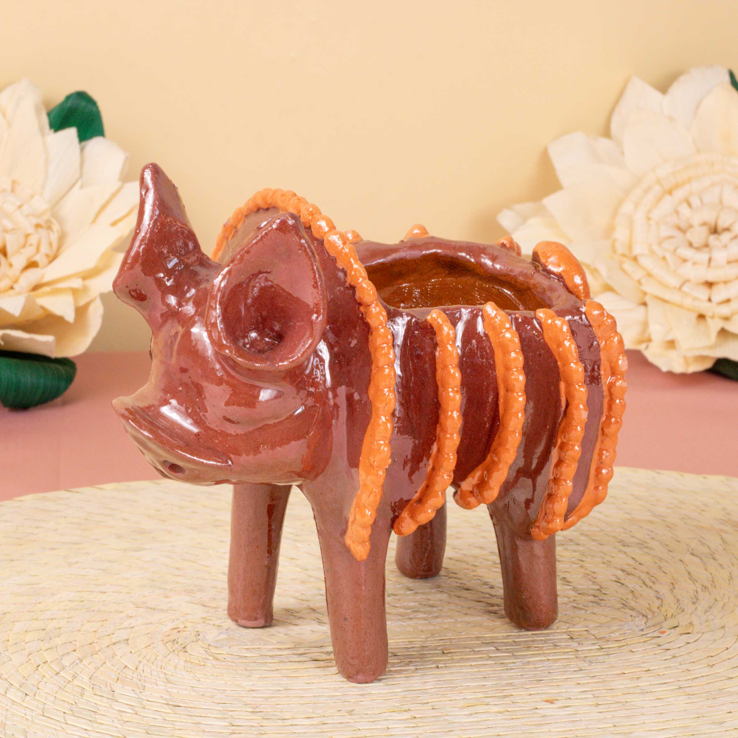 Cochinito Piñalado Decorative Bowl Sculpture