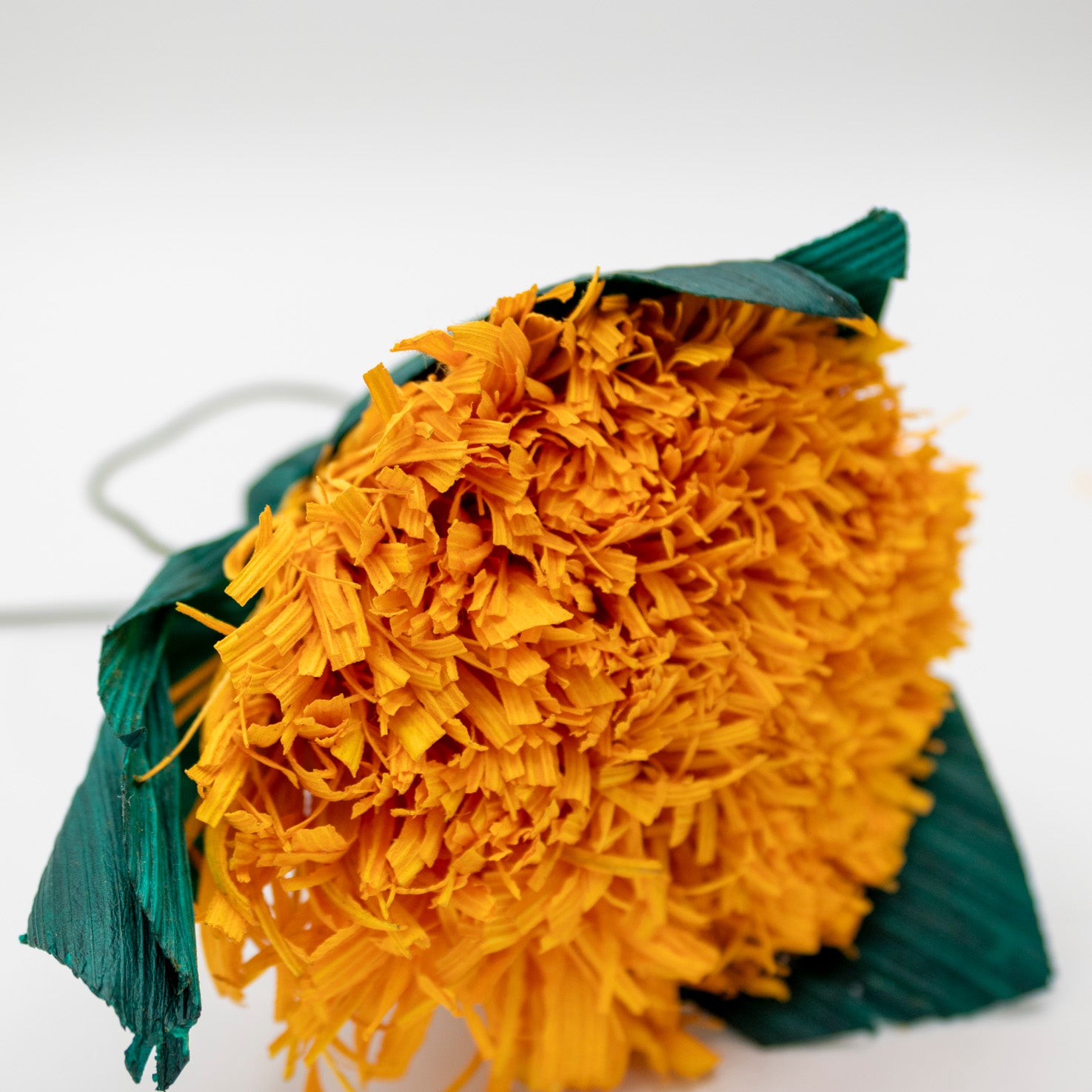 Cornhusk Cempasúchil (Marigold) Flower