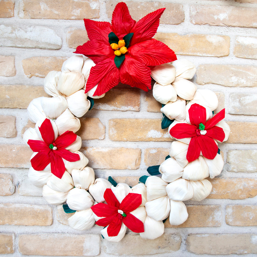 Nochebuena Cornhusk Christmas Wreaths