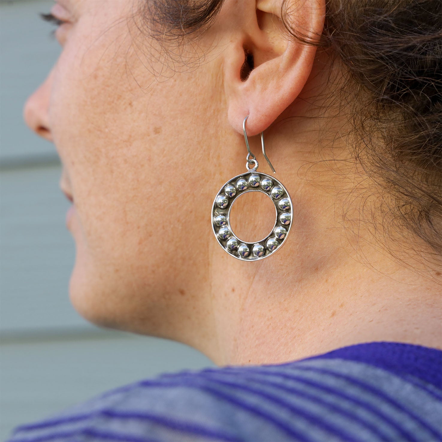Sterling Silver Casquilla Circle Drop Earrings | Lolo Mercadito