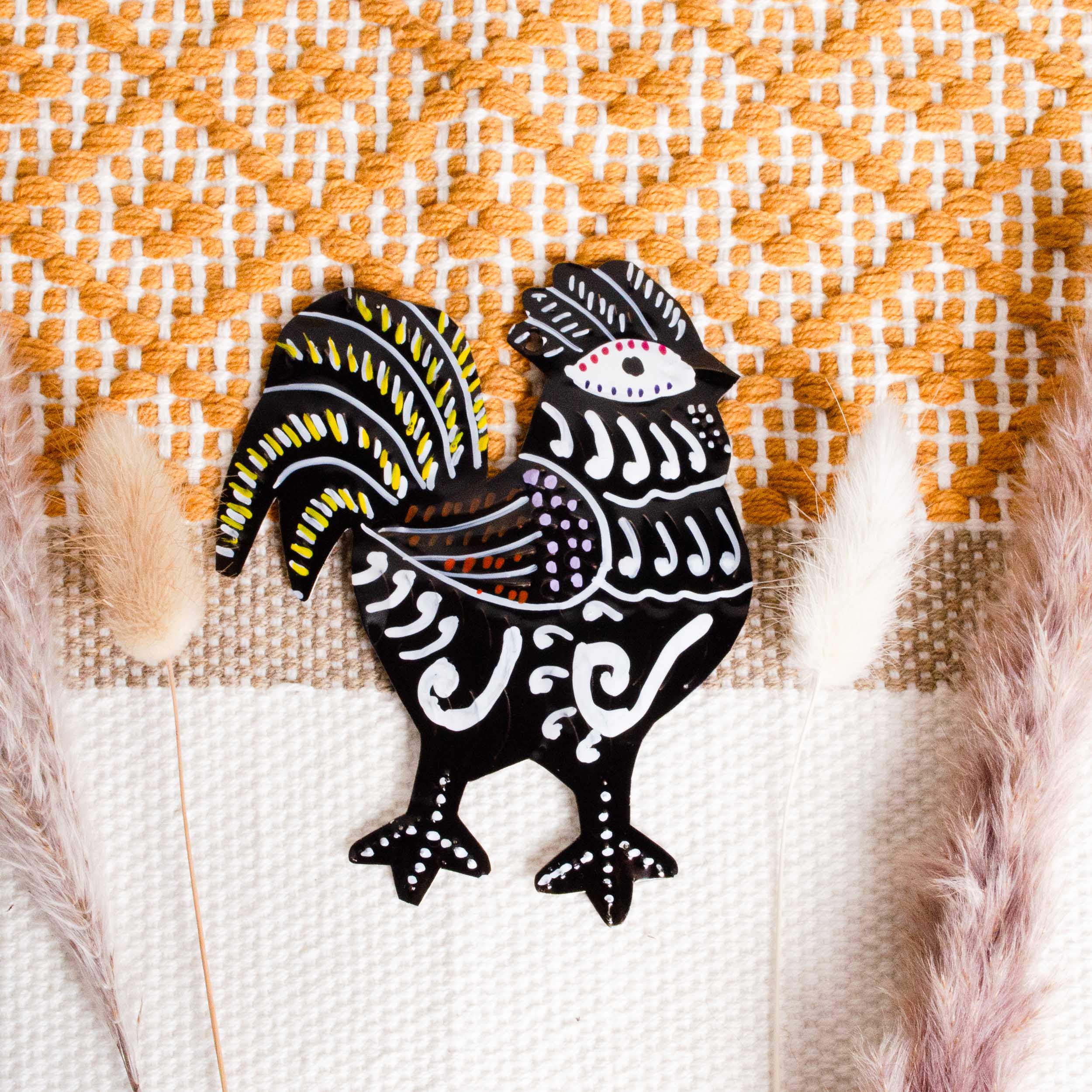 Gallito Tin Art Wall Decor