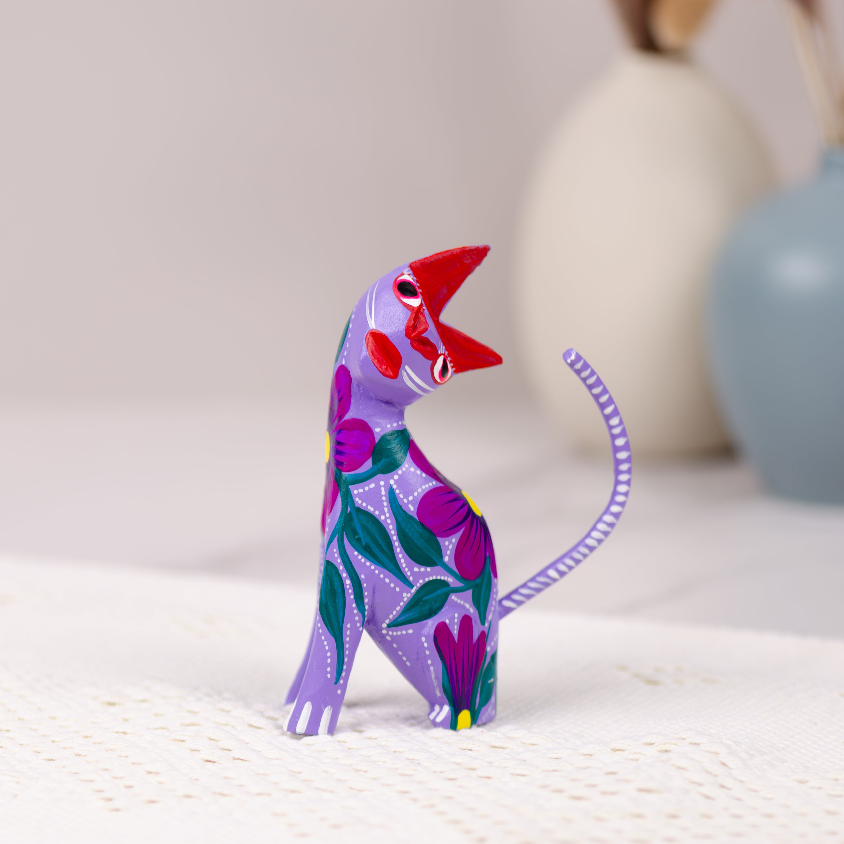 Large Hand Painted Neck Side Bend Cat Wooden Figurine