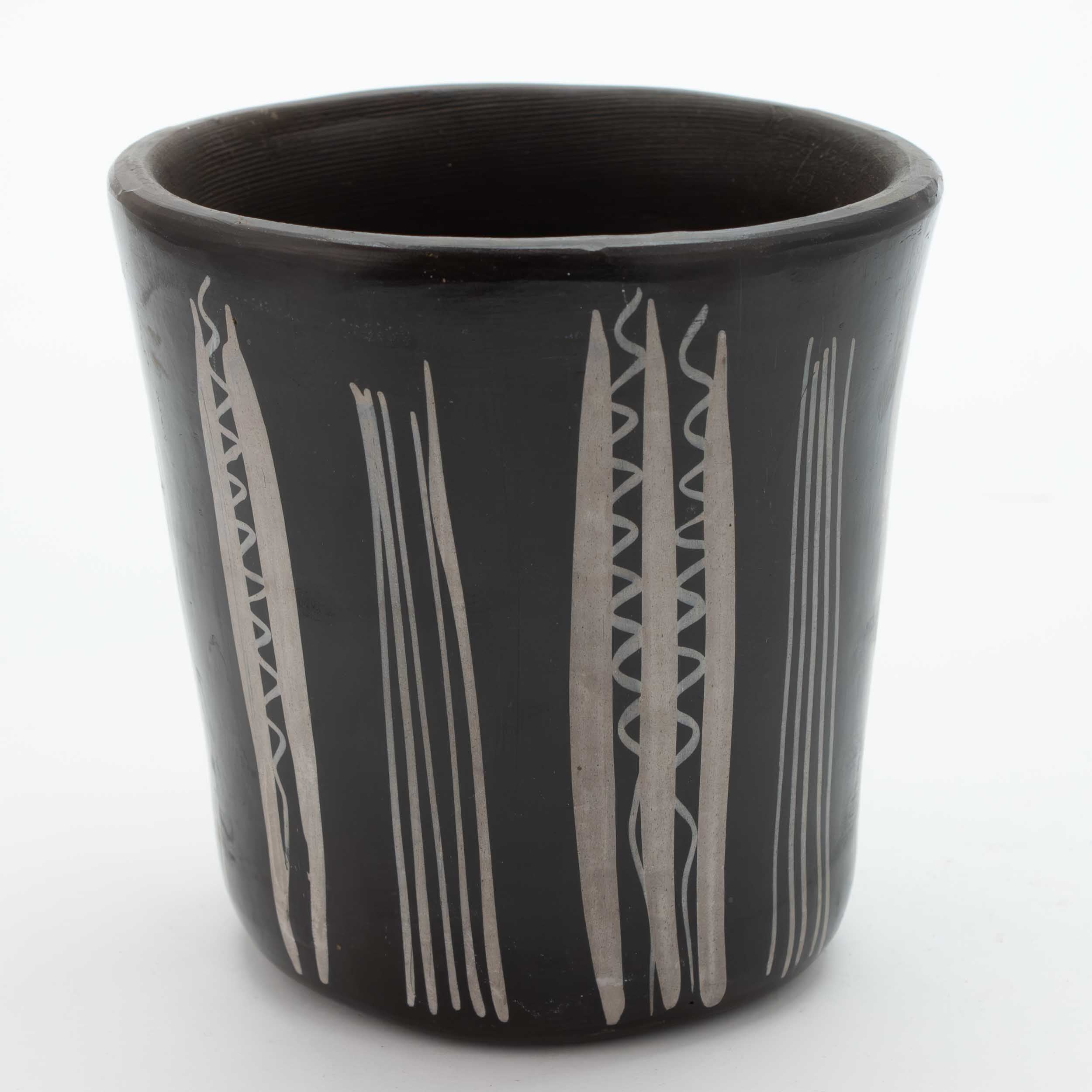 Huancito Hand-Painted Lineas Clay Cup