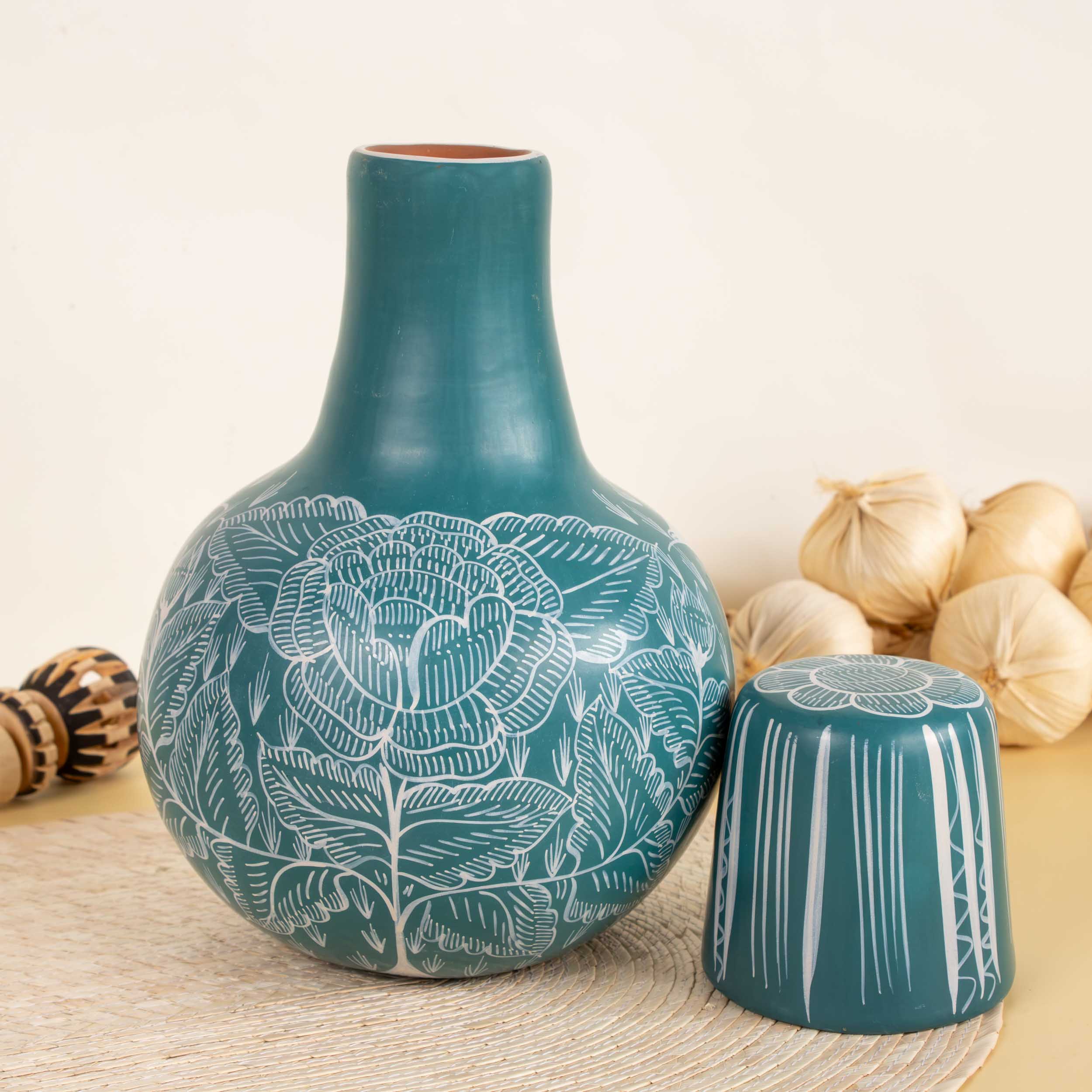 Huancito Awani Conejo Small Decanter & Cup Set