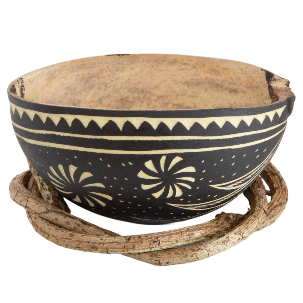 Agave Hand-Carved Jicara with Base