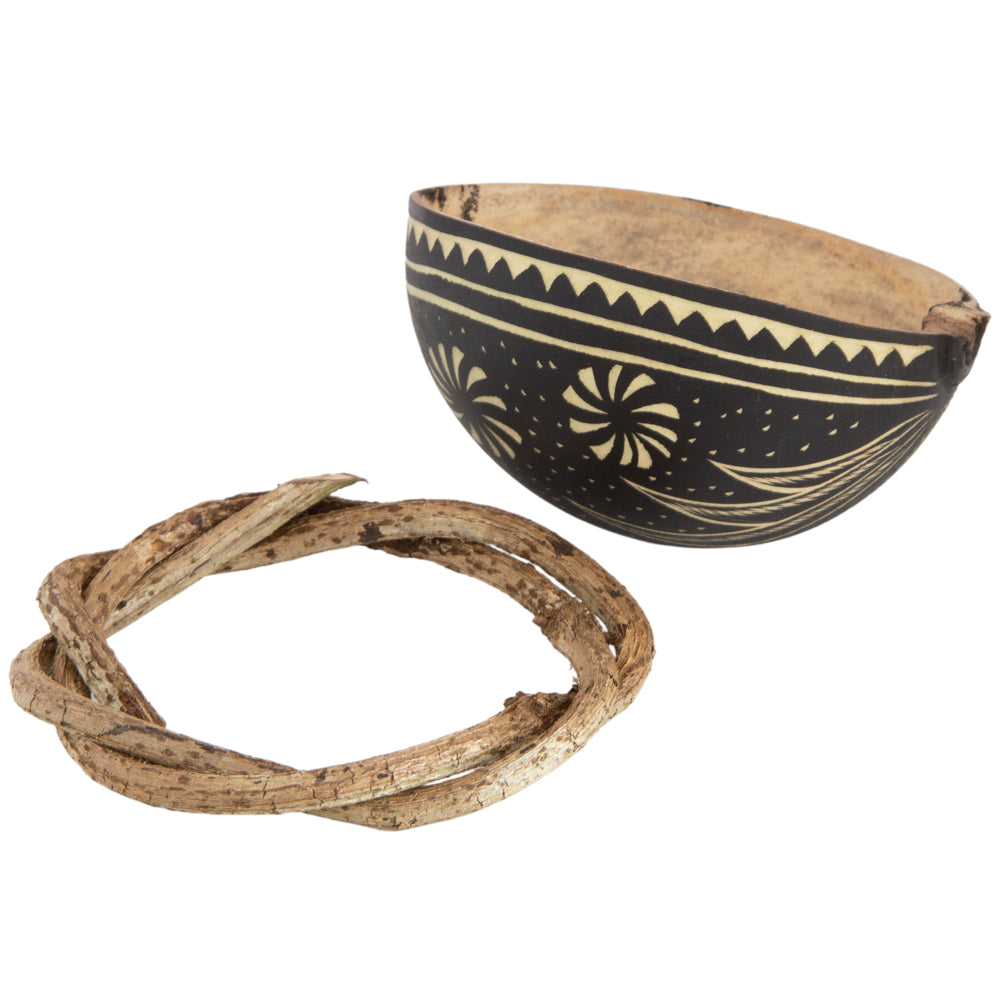 Agave Hand-Carved Jicara with Base