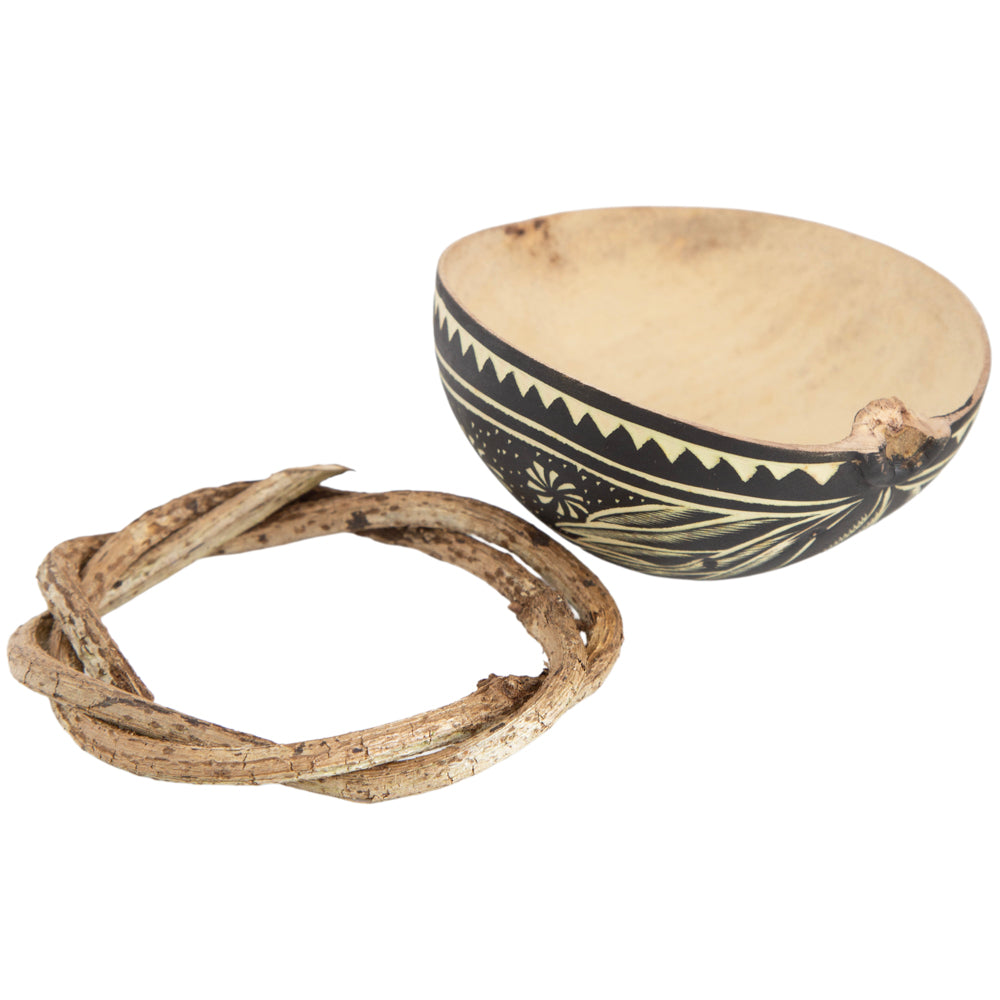 Agave Hand-Carved Jicara with Base