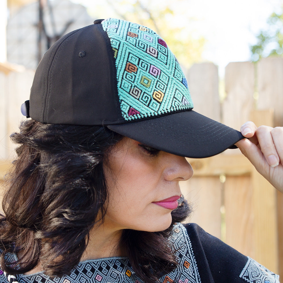 Larráinzar Telar Woven Cap