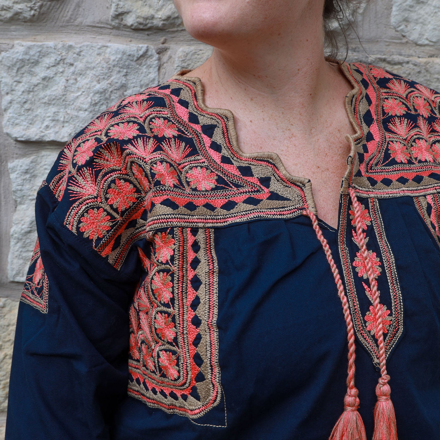 Xuuxy Embroidered 3/4 Sleeve Blouse