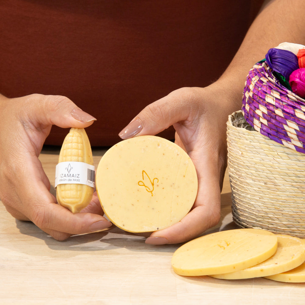 Mis Tortillas Artisanal Soap Set with Decorative Tortillero