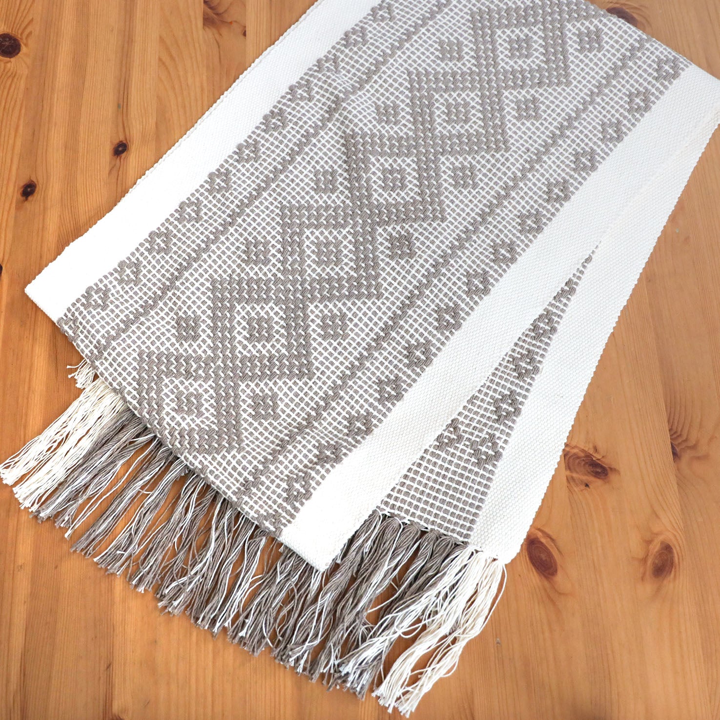 Jalieza Telar Woven Table Runner