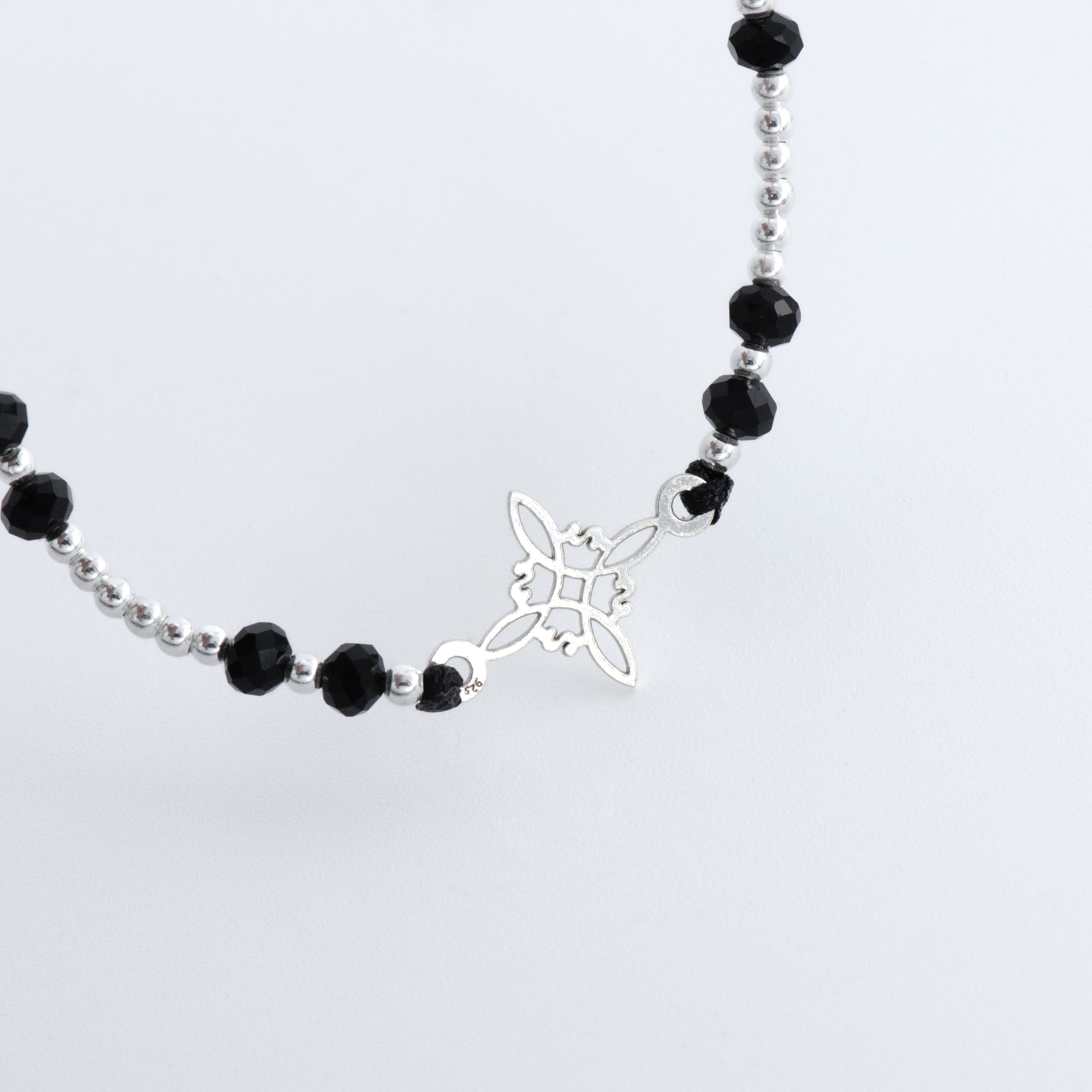 Sterling Silver Nudo de Bruja Bracelet