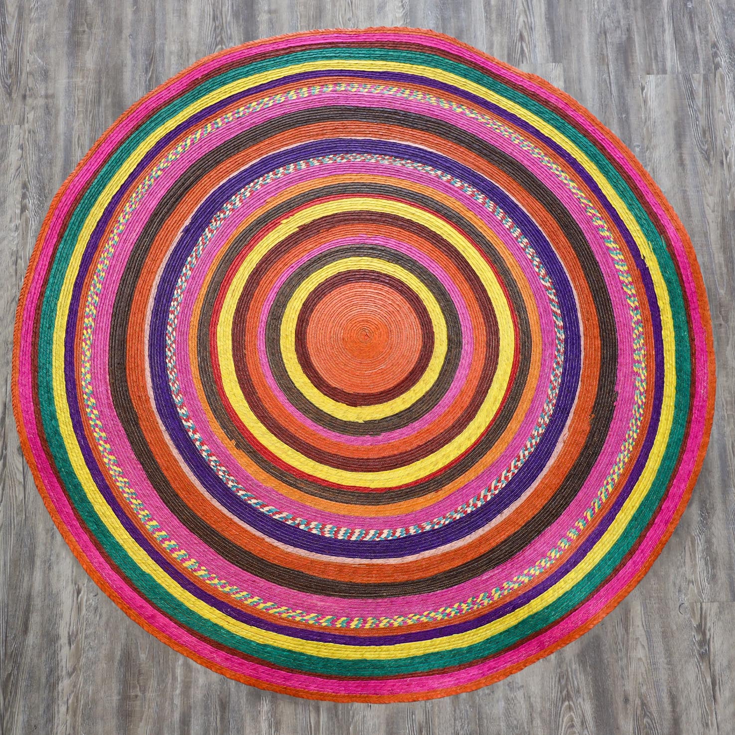 Handwoven Palm Round Area Rug (59" diameter)