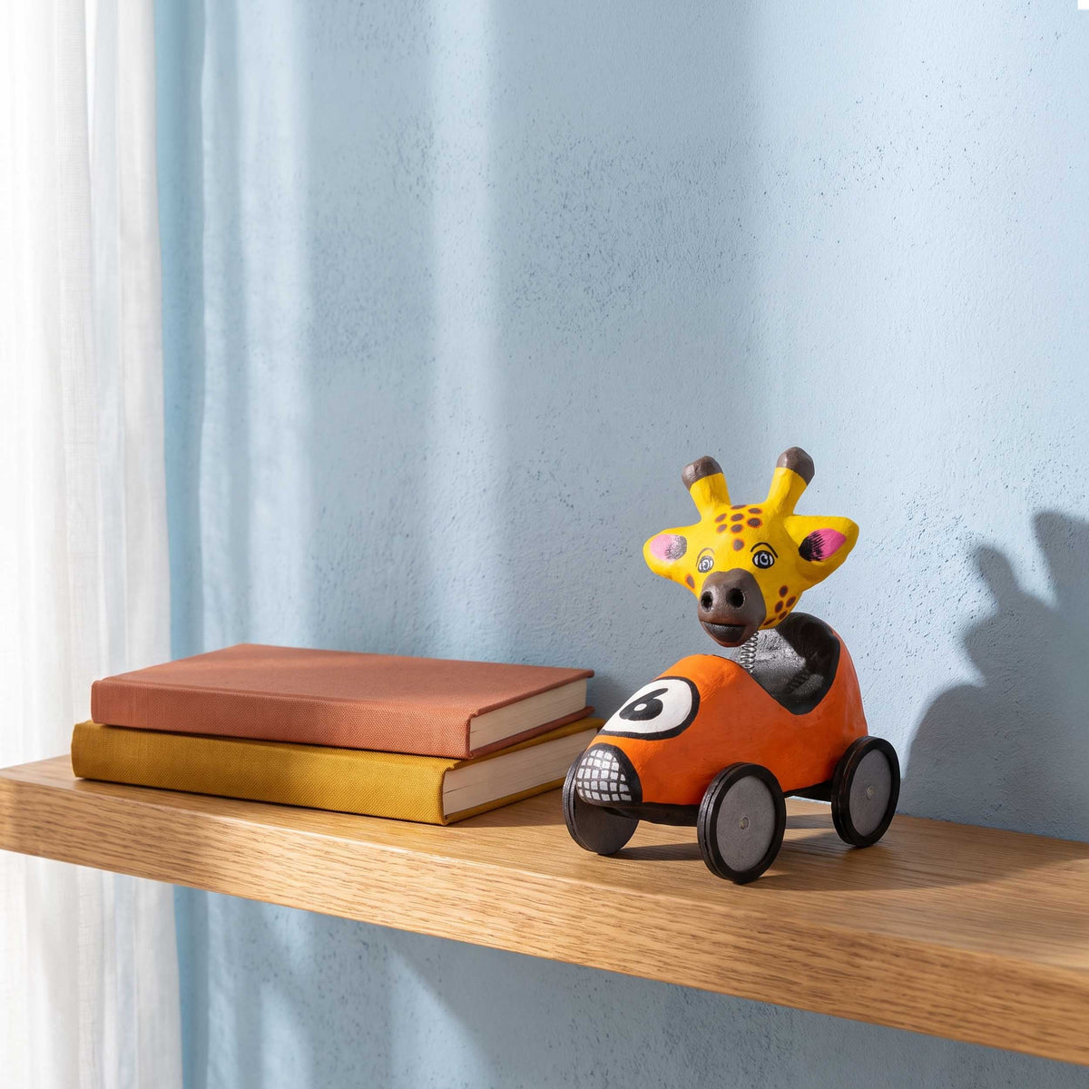 Papier-Mâché Cartonería Racers Wild Animals Sculptures