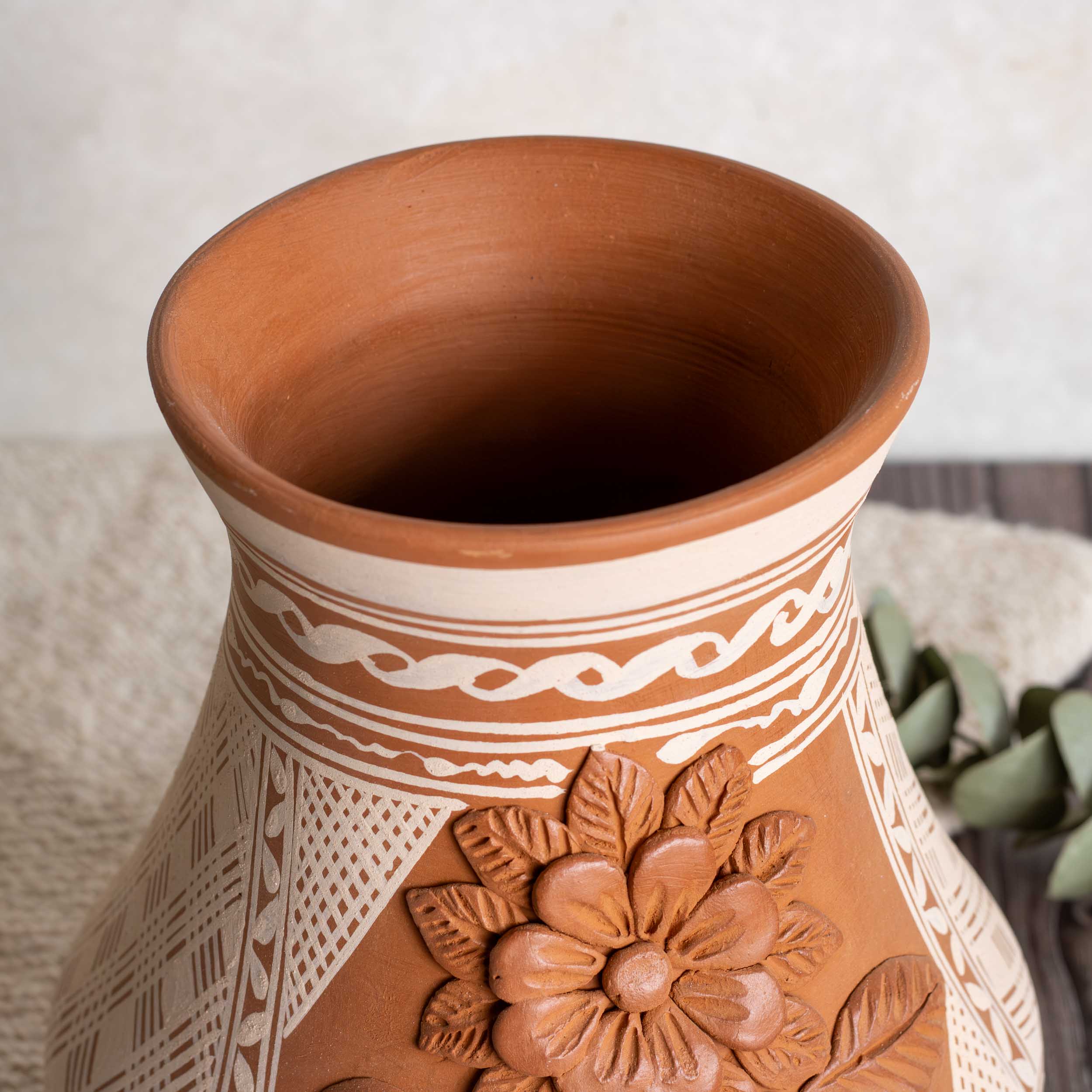 Patamban Short Vase with Sculpted Flowers