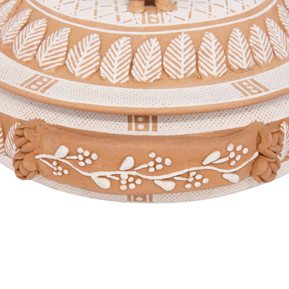 Patambán Mujer en Metate Tortillero (Woman in Metate)