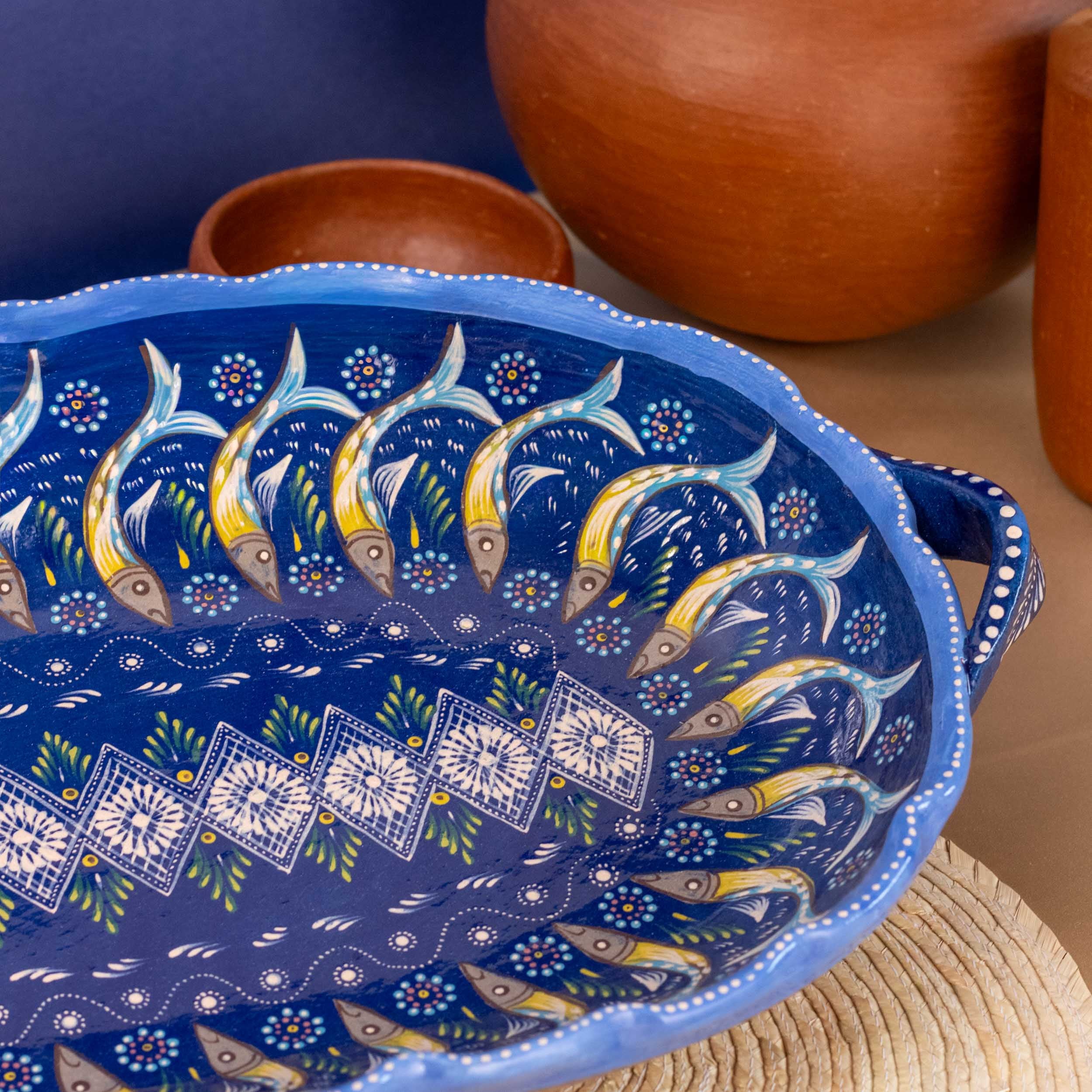 Peces de Capula Twisting Rim Rectangular Tray