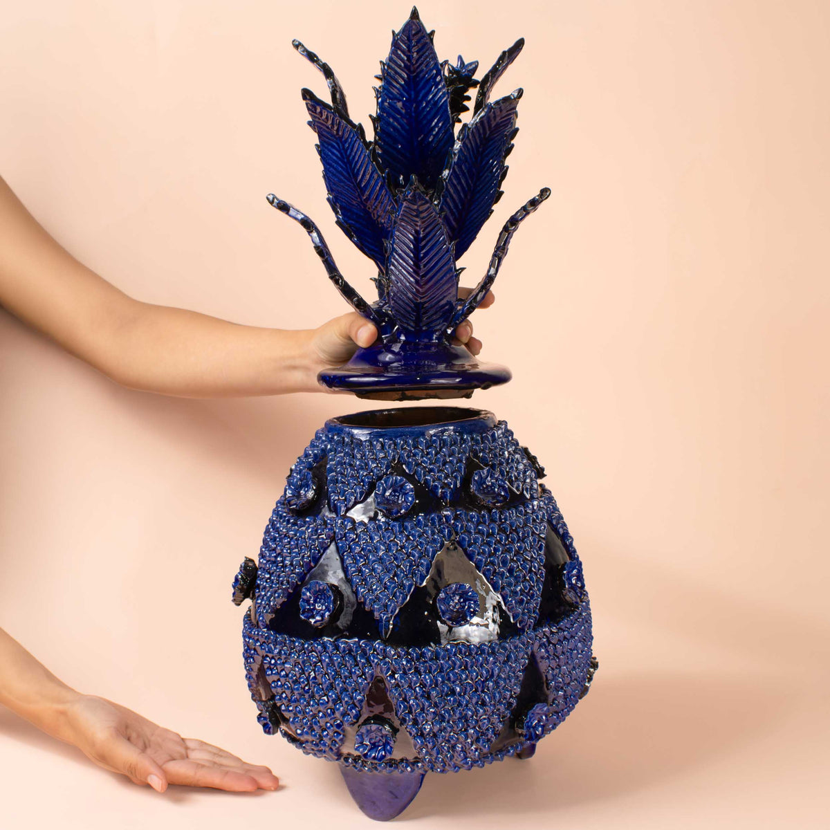 Piña Alta 19" Decorative Pineapple Sculpture