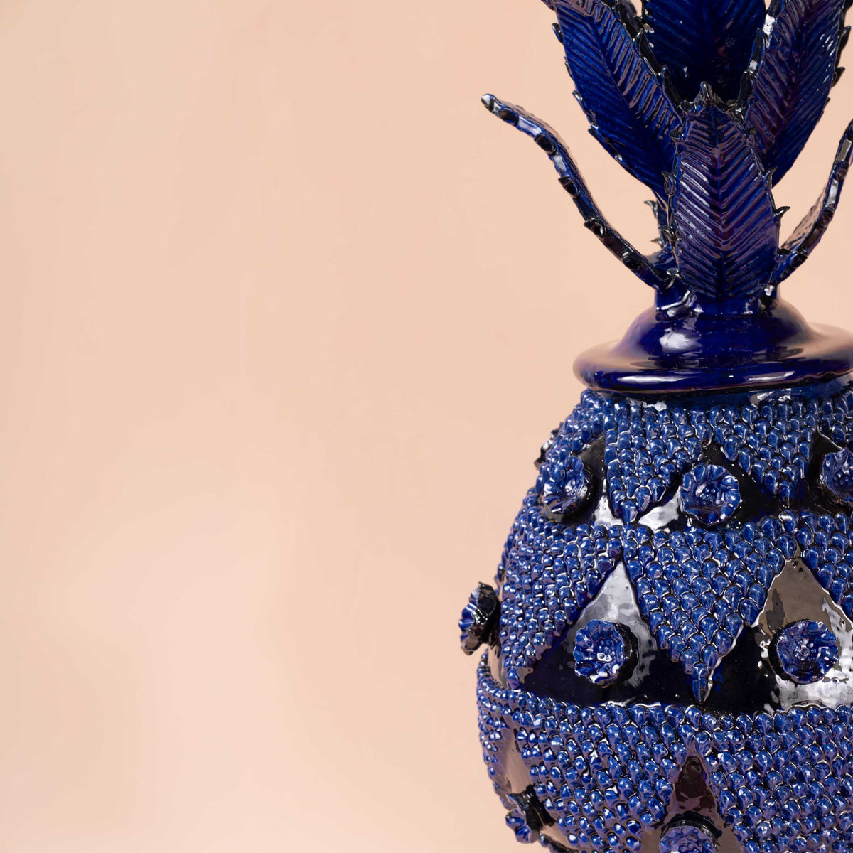 Piña Alta 19" Decorative Pineapple Sculpture