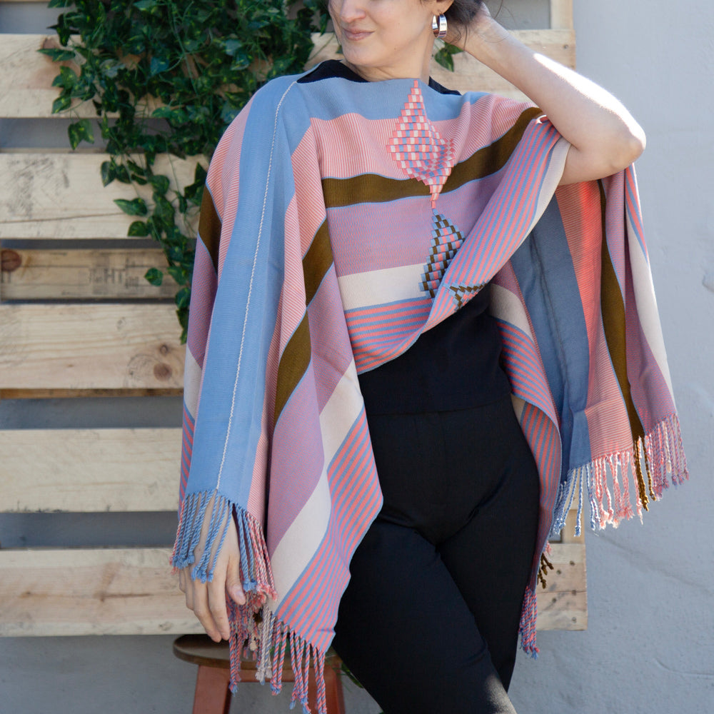 Oxchuc Lines and Rhombus Poncho