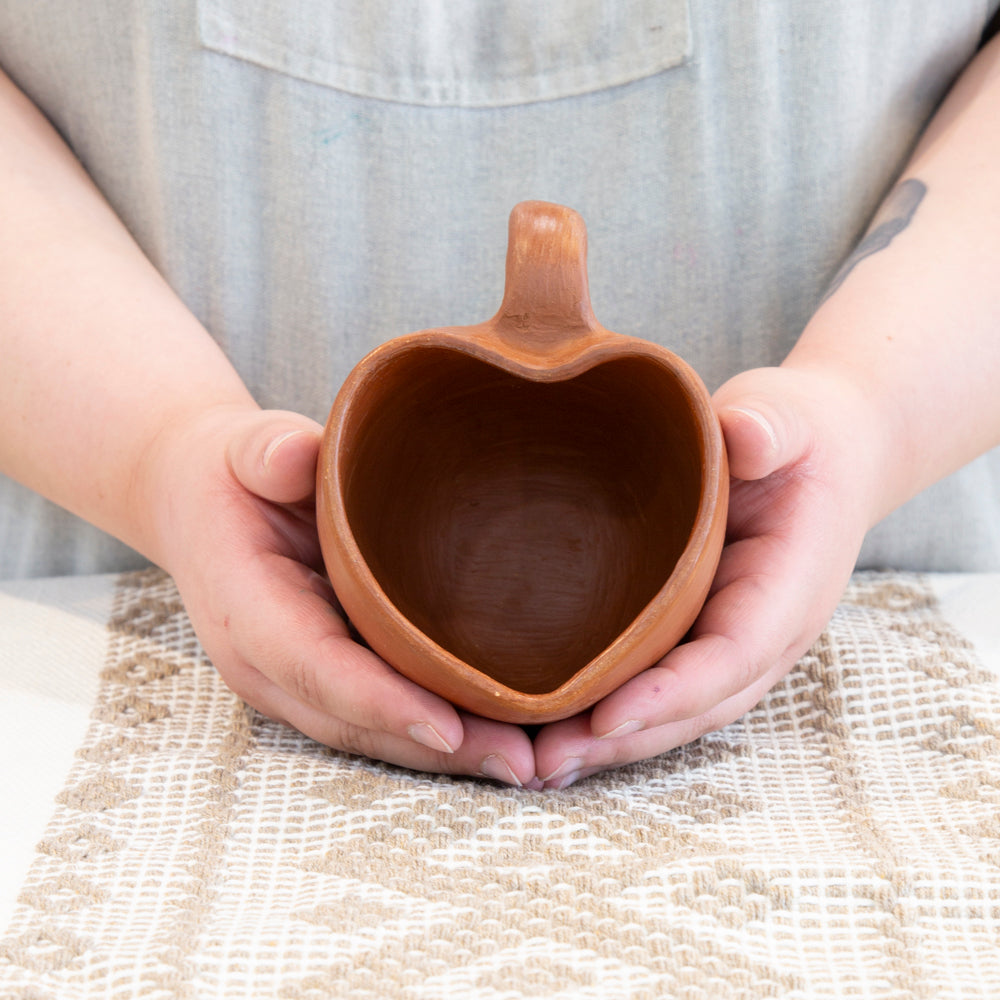 Red Clay Terracotta Corazón Heart Mug