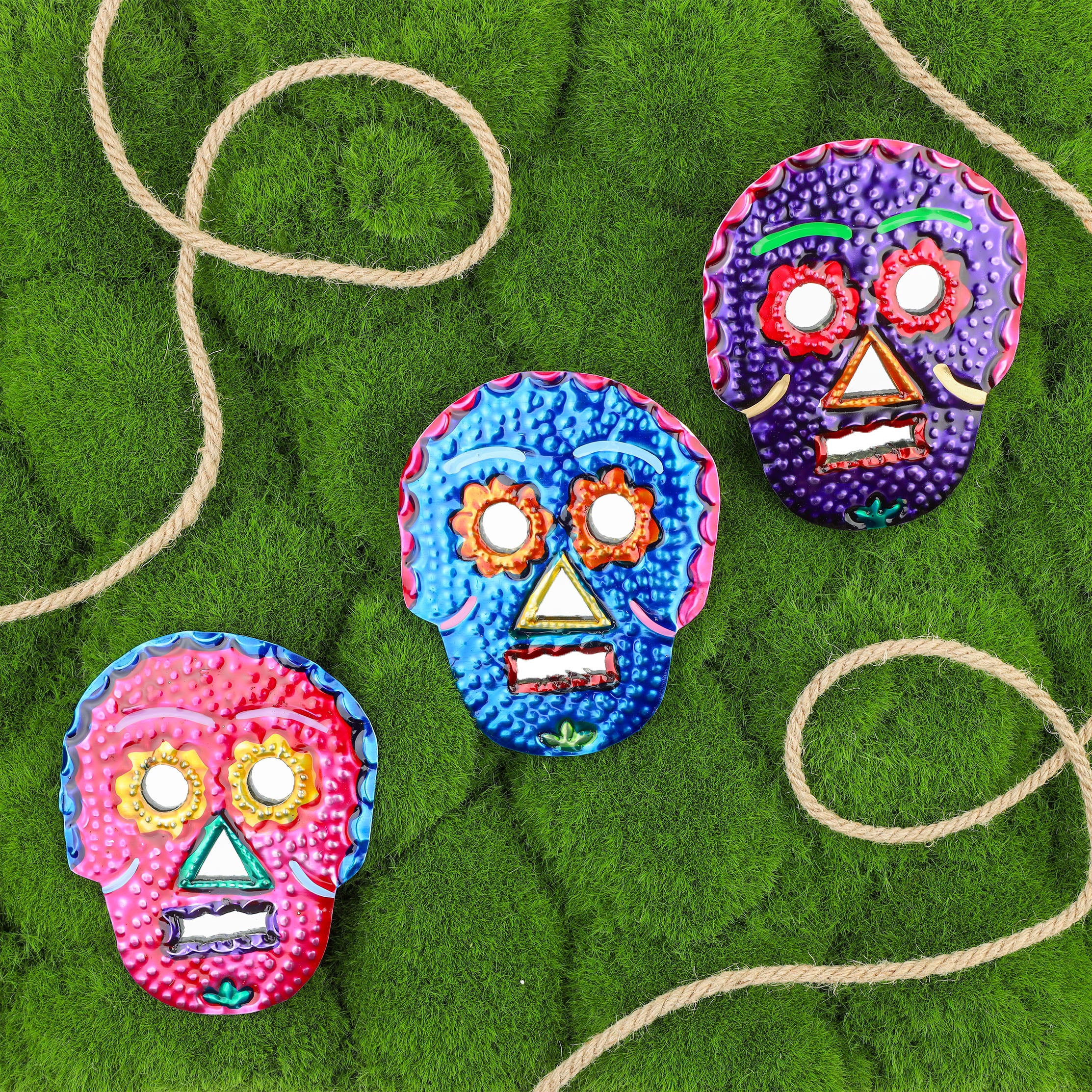 Tin Art Calaveras With Mirror
