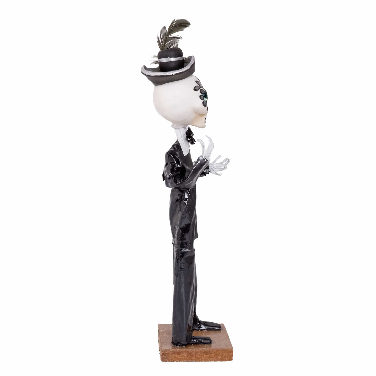 Papier-Mâché Sugar Skull Bride and Groom Sculpture