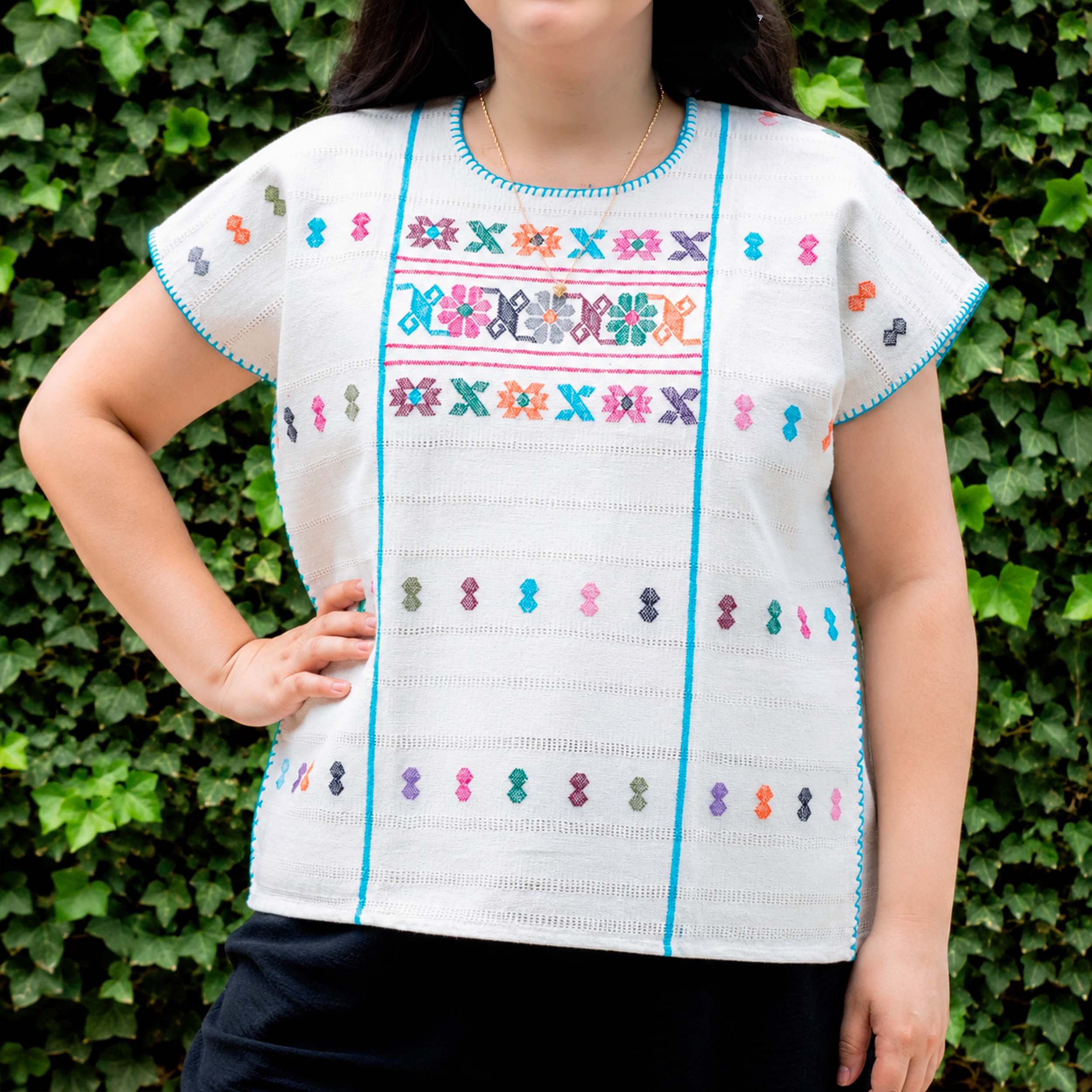 Trenzado Huipil de Telar Blouse
