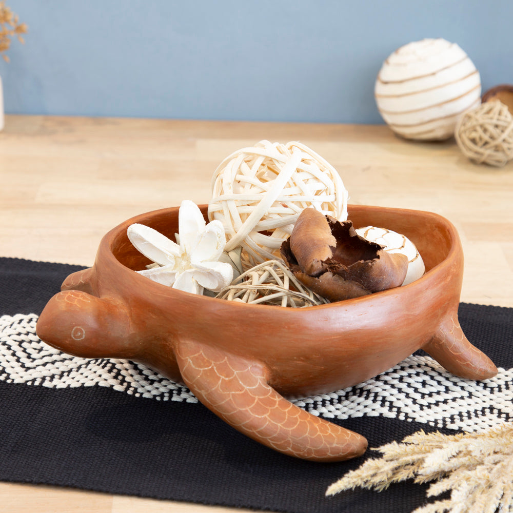 Santa Cruz Cachán Turtle Clay Bowl