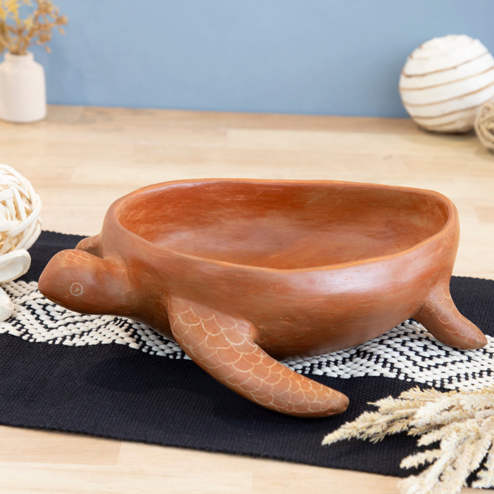 Santa Cruz Cachán Turtle Clay Bowl