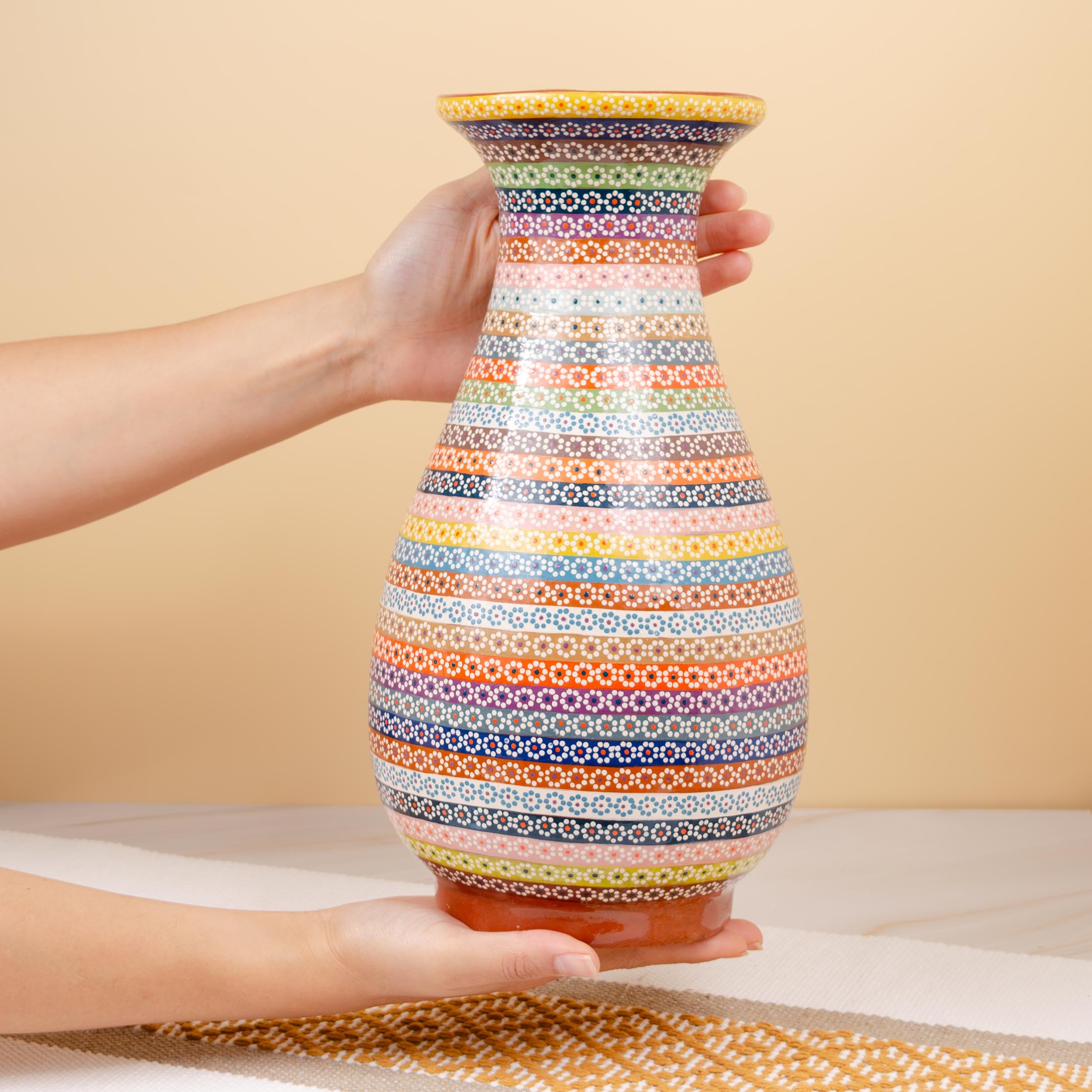 Capula Clay Decorative Bottle Neck Vase