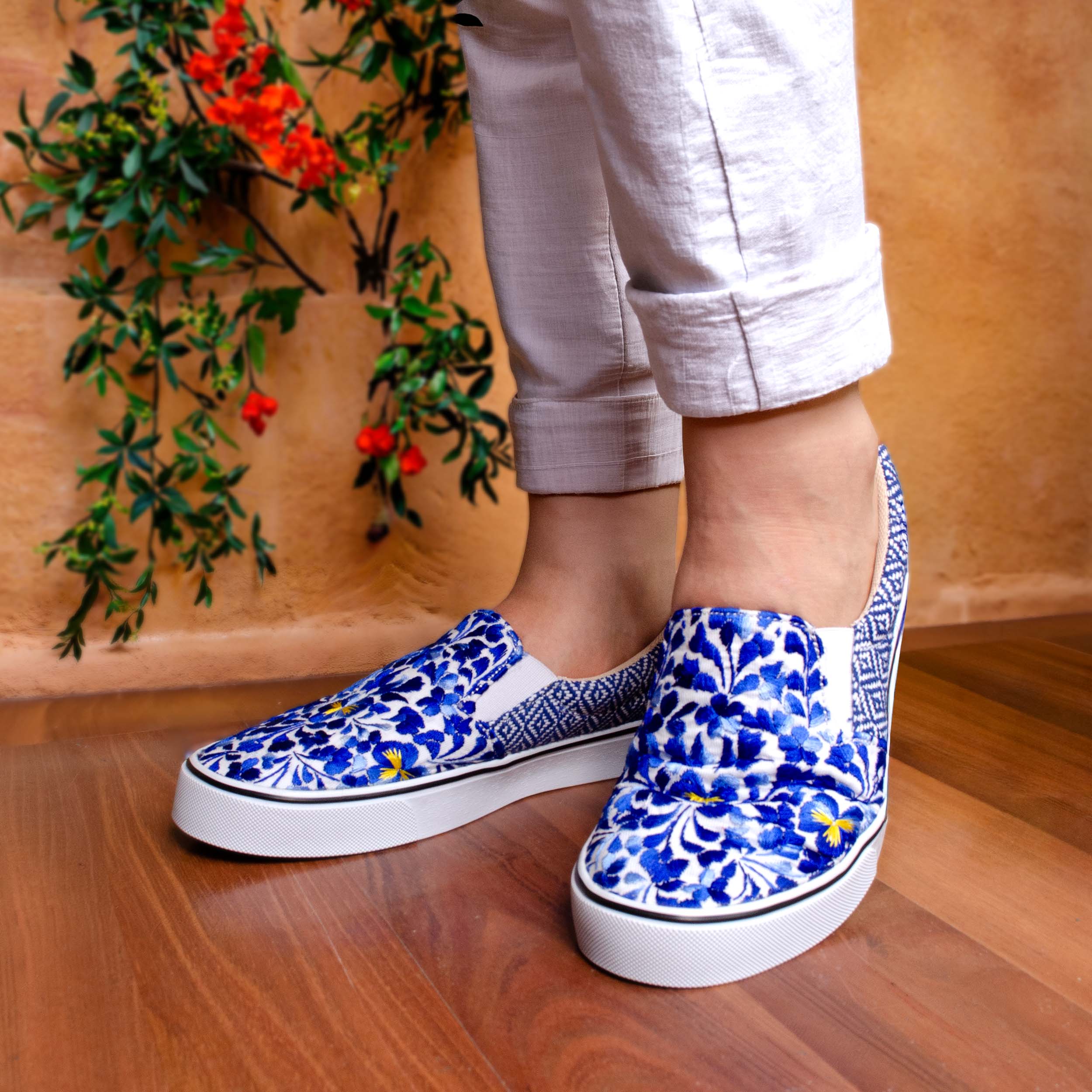 San Antonino Sky Embroidered Sneakers