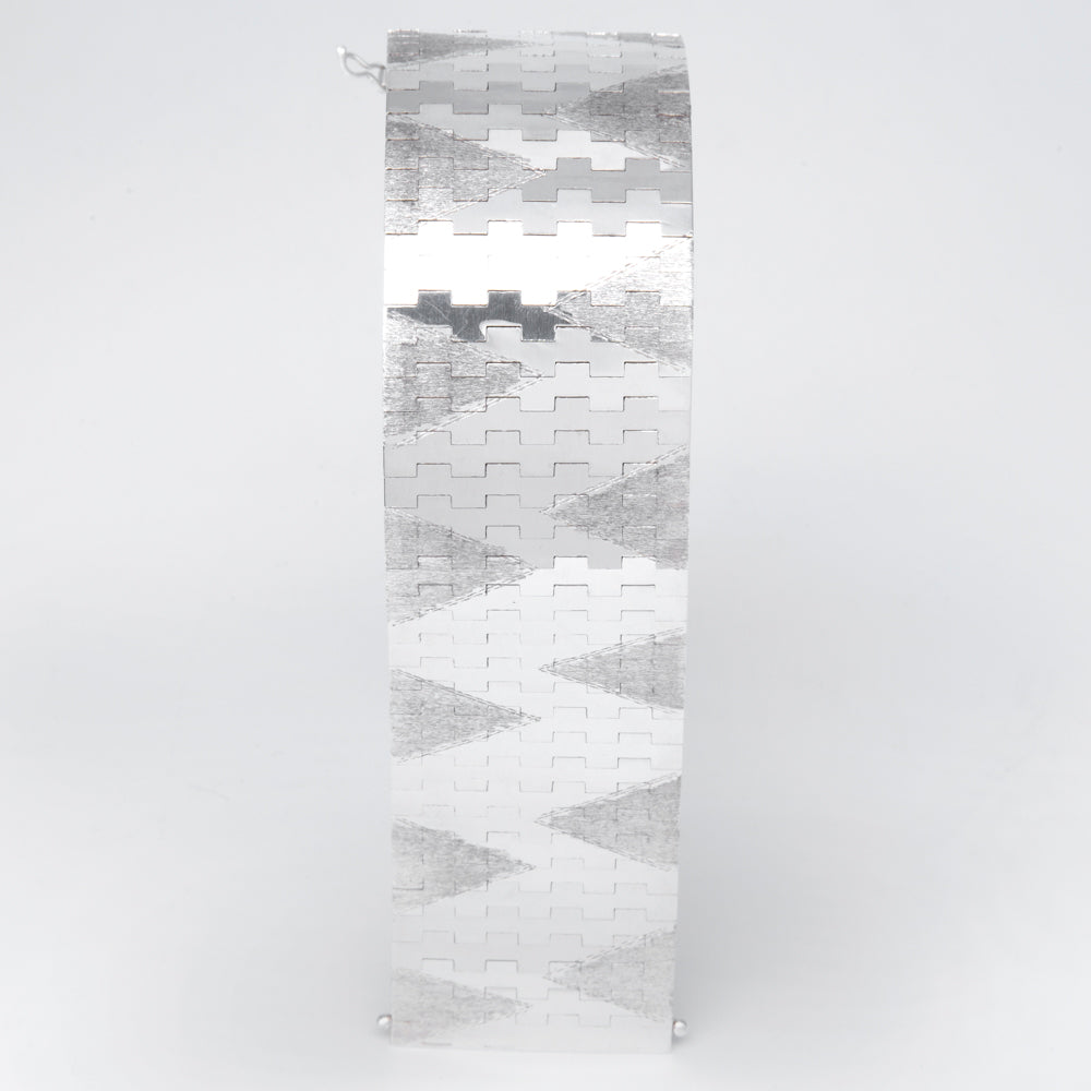 Vintage Sterling Silver Wide Bracelet with Zig Zag Design and Diamond Cut Finish