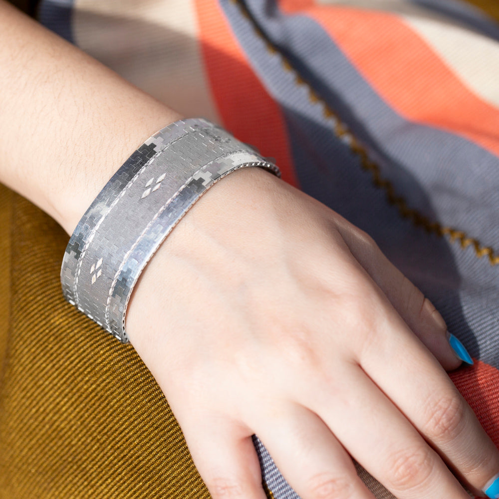 Vintage Sterling Silver Bracelet with Diamond Cut Finish