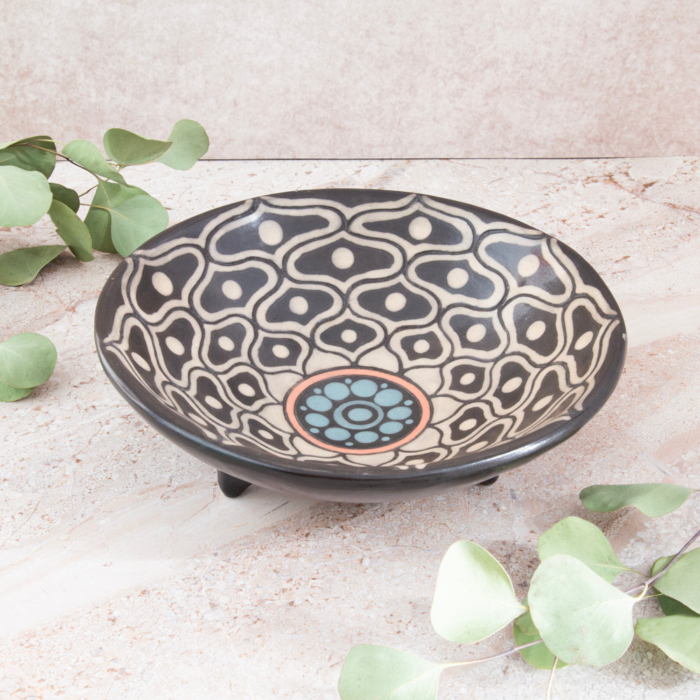 Zinapécuaro Sol Hand-Painted Ceramic Bowl