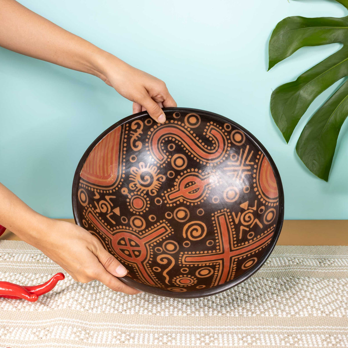 Zinapecuaro Patas Ceramic Bowl