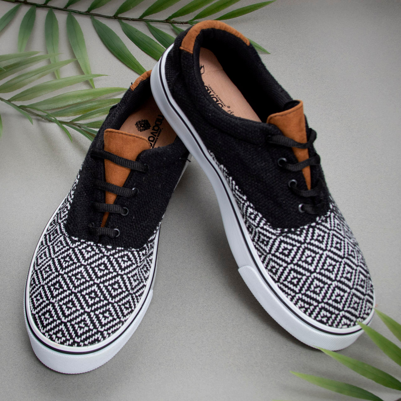 Geometric Pedal Loom Artisanal Slip-On Sneakers Lolo Mexican