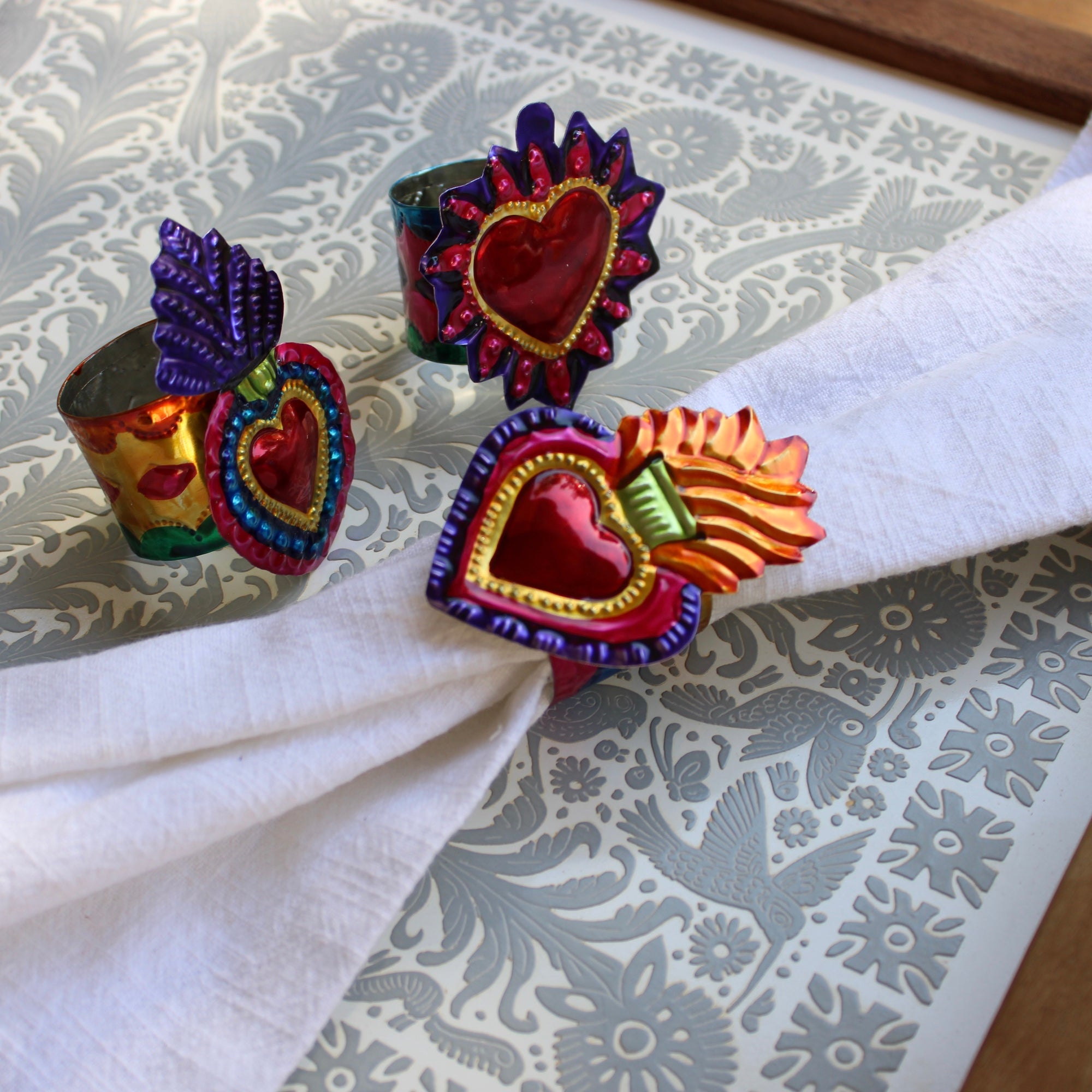 Color Heart Tin Art Milagro Napkin Ring