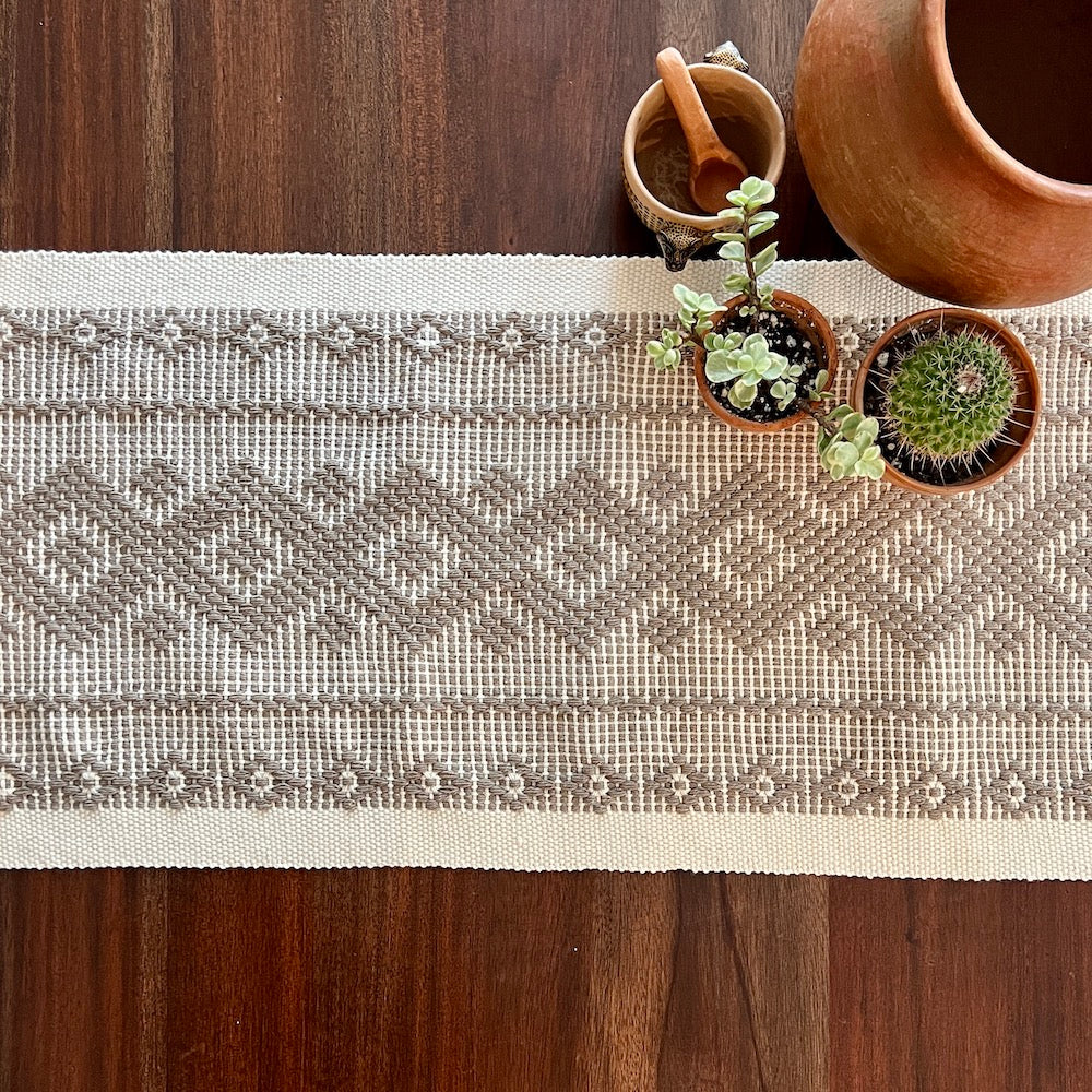 Jalieza Telar Woven Table Runner
