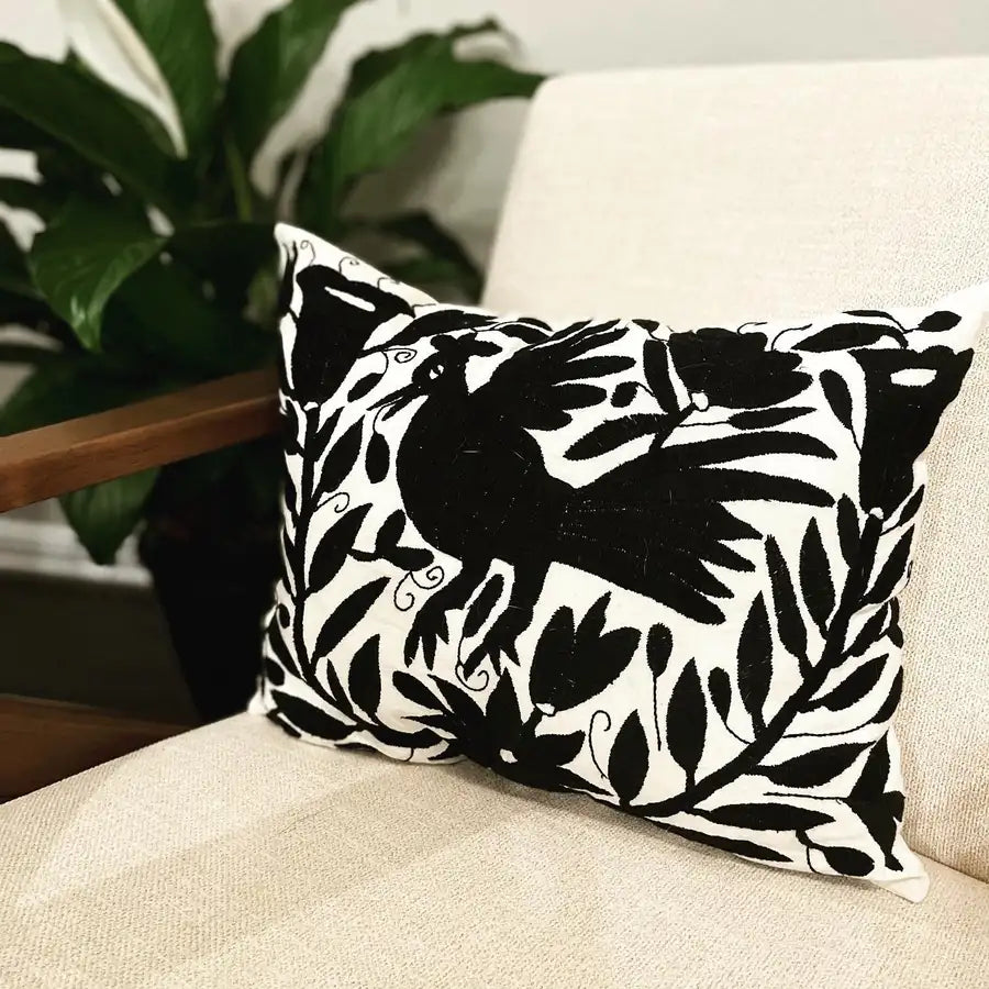 Otomí Hand-Embroidered Pillow Covers - 2