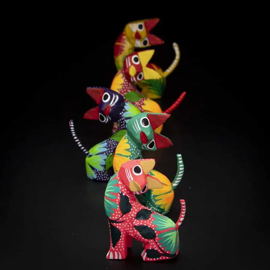 Hand Painted Neck Side Bend Cat Wooden Figurine - 16